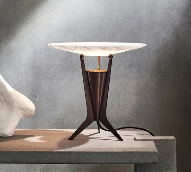 Tree glass table lamp Nordic minimalist design bedroom bedside lamp wrought iron aluminum premium table lamp
Tree glass table lamp Nordic minimalist design bedroom bedside lamp wrought iron aluminum premium table lamp