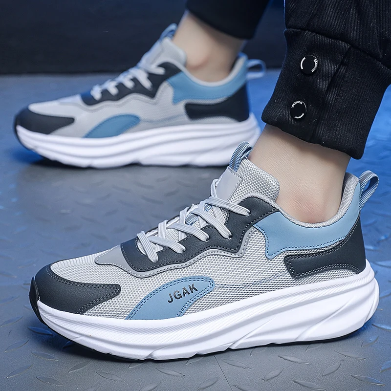Мужская обувь Four Seasons, новинка 2025 года, спортивная обувь на толстой подошве с дышащей сеткой для молодежи, универсальные повседневные кроссовки
Мужская обувь Four Seasons, новинка 2025 года, спортивная обувь на толстой подошве с дышащей сеткой для молодежи, универсальные повседневные кроссовки
