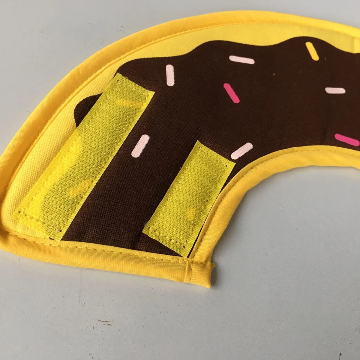 Dog Cat Protective Recovery Collar Cone Adjustable After Surgery Pet Neck Chocolate Yellow Soft Durable Fiber Fabric
Dog Cat Protective Recovery Collar Cone Adjustable After Surgery Pet Neck Chocolate Yellow Soft Durable Fiber Fabric