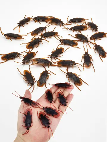 Special Lifelike Model Simulation Fake Rubber Cock Cockroach Roach Bug Roaches Toy Prank Funny Trick Joke Toys April Fools Prank