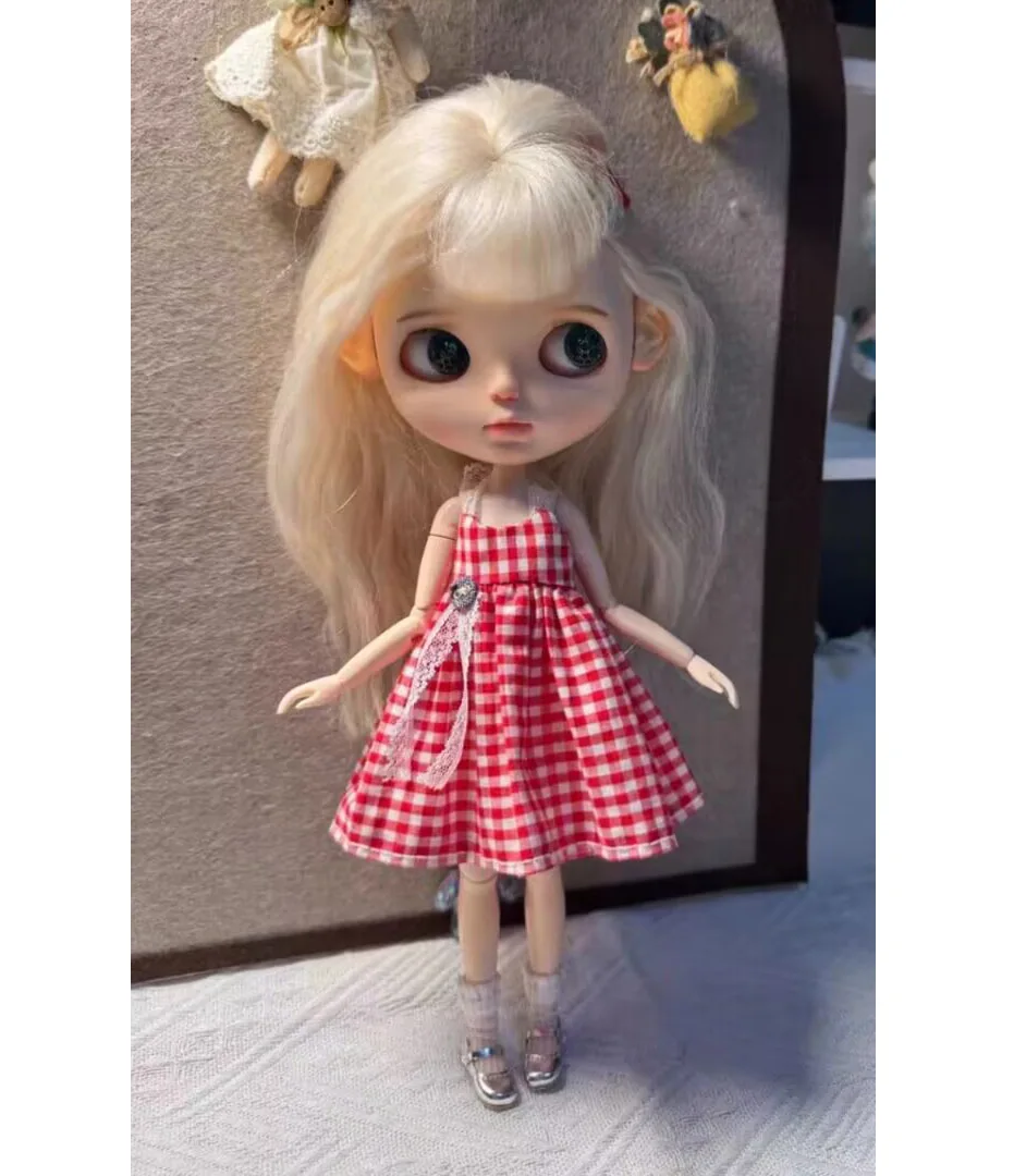 1pcs cute style 2025 Blythe/landoudou red gingham dress (Fit for Lulu,ymy24,Ob22,24,26,zone, Jenny)
1pcs cute style 2025 Blythe/landoudou red gingham dress (Fit for Lulu,ymy24,Ob22,24,26,zone, Jenny)
