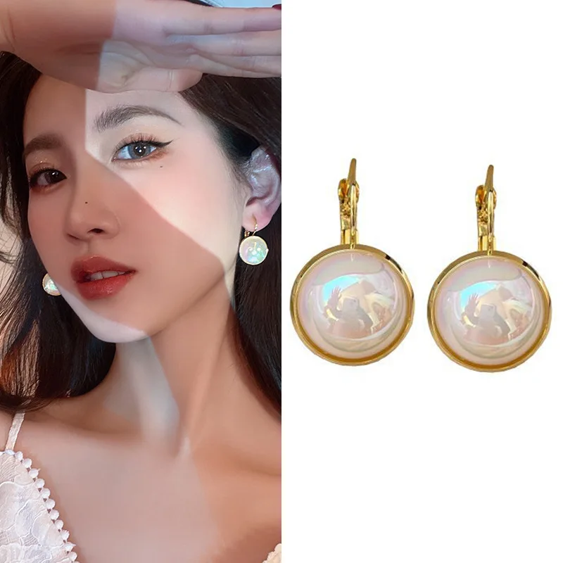 S3097 Fashion Jewelry Colorful Mermaid Hime Faux Pearl Earring Niche Design Hoop Ear Clip Earrings
S3097 Fashion Jewelry Colorful Mermaid Hime Faux Pearl Earring Niche Design Hoop Ear Clip Earrings