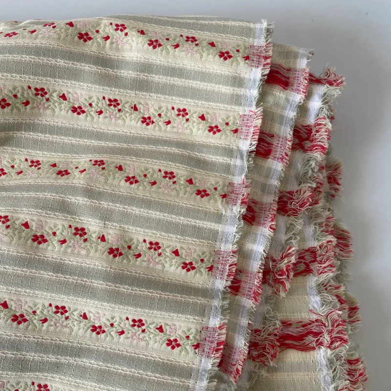 Color-spun floral jacquard small flower cotton fabric for clothing diy fabric
Color-spun floral jacquard small flower cotton fabric for clothing diy fabric