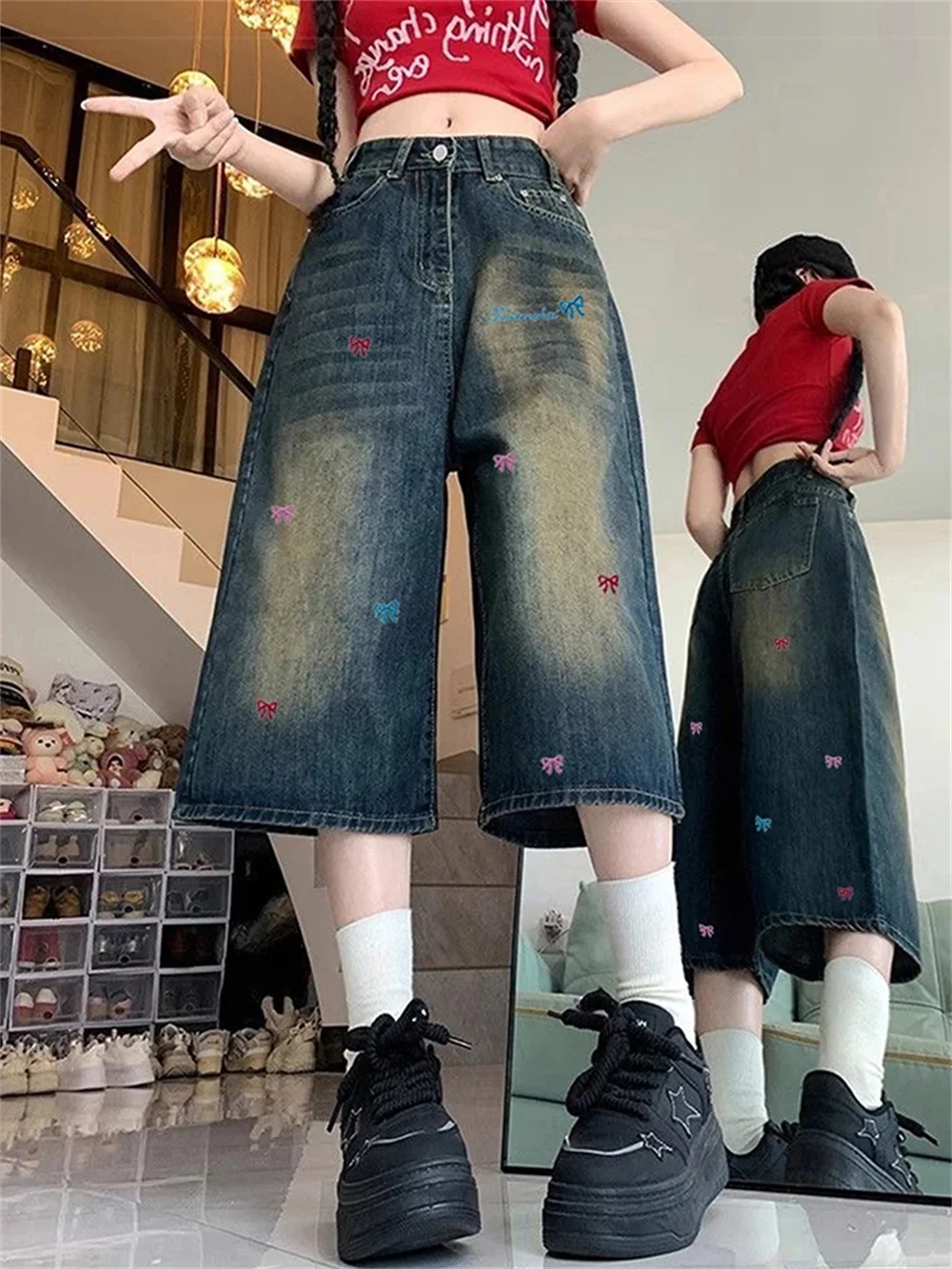 Loose Wide Leg Bow Embroidery Cute Denim Knee Length Pants Women American Vintage Slimming Denim Short Y2K Casual Fashion Summer
Loose Wide Leg Bow Embroidery Cute Denim Knee Length Pants Women American Vintage Slimming Denim Short Y2K Casual Fashion Summer