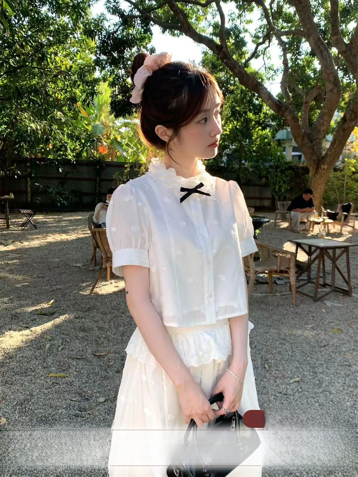MUCHA White Satin Embroidered Short Sleeve Shirt Women's High Waist Flounce Skirt Two-Piece Set Spring Summer Fashion
MUCHA White Satin Embroidered Short Sleeve Shirt Women's High Waist Flounce Skirt Two-Piece Set Spring Summer Fashion