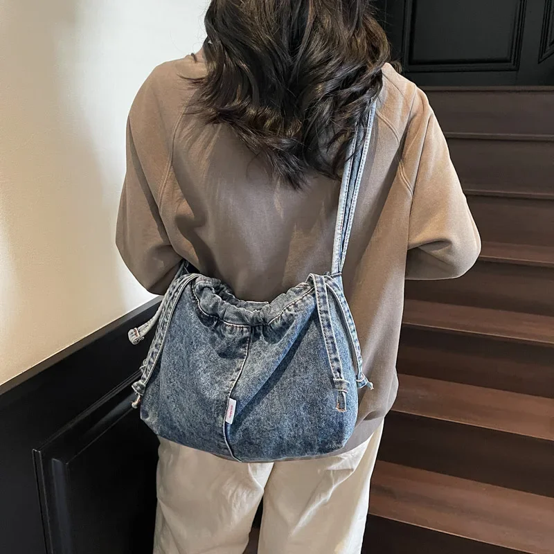 String Denim Women's Bag New Jeans Messenger Bag Y2K Canvas Shoulder Bag Eco Bag Korean Shopping School Handbags Premium Pocket
String Denim Women's Bag New Jeans Messenger Bag Y2K Canvas Shoulder Bag Eco Bag Korean Shopping School Handbags Premium Pocket
