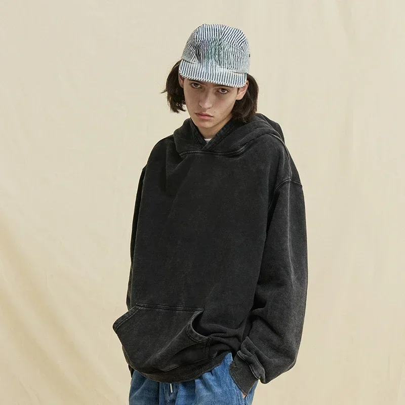 Men's Autumn and Winter Washed and Distressed Hooded Sweatshirt. Fashionable Round Neck. Loose. Solid Color. Men's Sweatshirt.
Men's Autumn and Winter Washed and Distressed Hooded Sweatshirt. Fashionable Round Neck. Loose. Solid Color. Men's Sweatshirt.