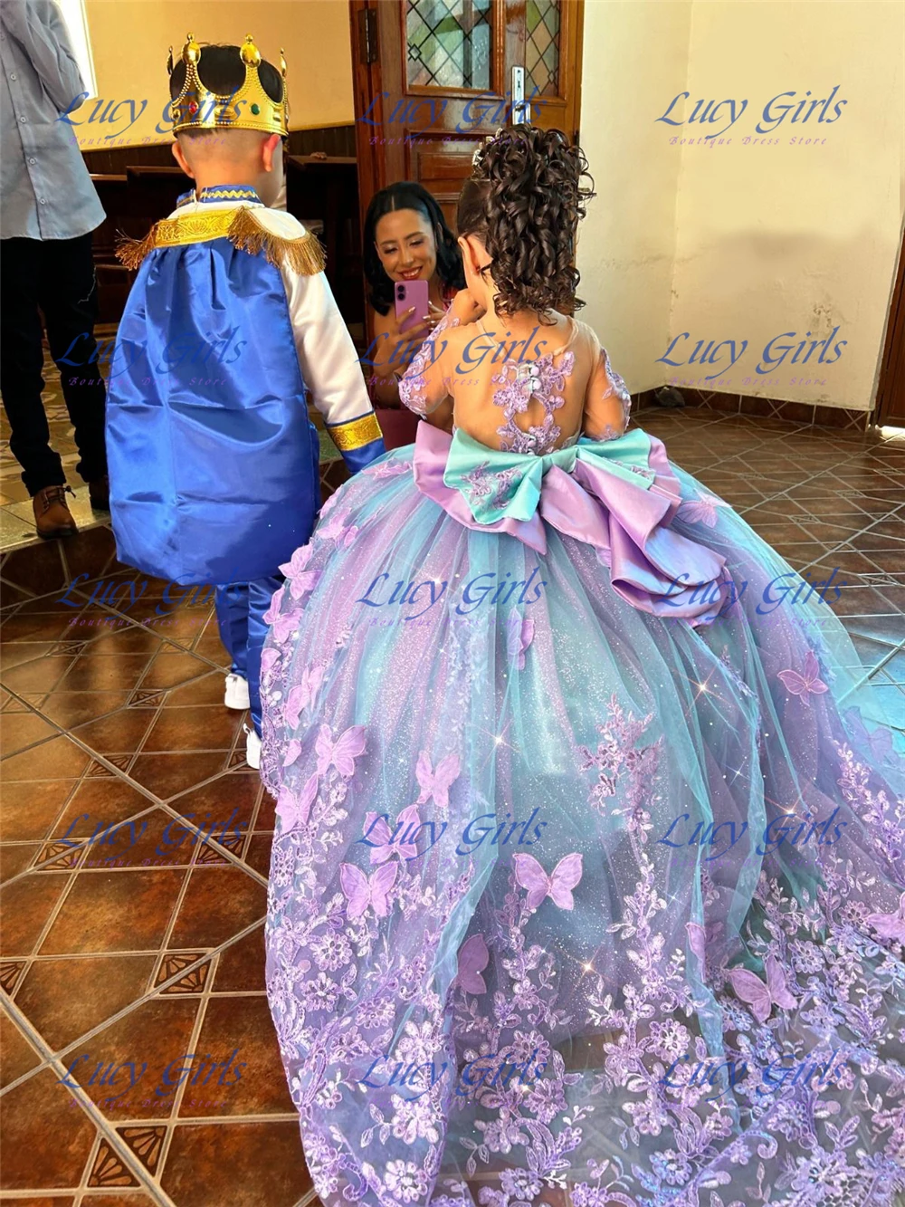 Quality Lovely Lavender Flower Girl Dress Tulle Fluffy Bow Wedding Ball Dresses Little Princess Kids Birthday Party Evening Gown
Quality Lovely Lavender Flower Girl Dress Tulle Fluffy Bow Wedding Ball Dresses Little Princess Kids Birthday Party Evening Gown
