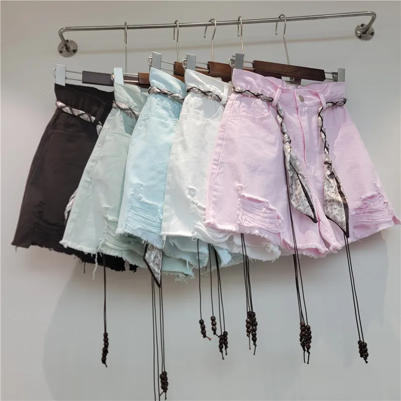 Summer New Candy Colored Denim Shorts American Casual Fashion Simple With Belt Women's High Waist Ripped Fringe Shorts
Summer New Candy Colored Denim Shorts American Casual Fashion Simple With Belt Women's High Waist Ripped Fringe Shorts