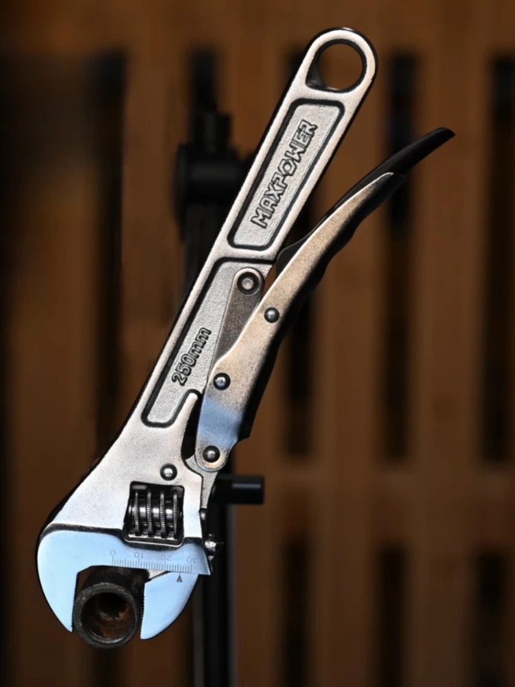 D movable wrench tool multi-function anti-skid locking movable wrench 10 inch self-tightening movable wrench
D movable wrench tool multi-function anti-skid locking movable wrench 10 inch self-tightening movable wrench