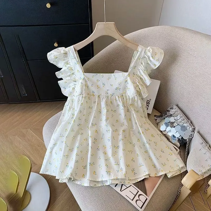 French Retro Kawaii Flower Print Tank Harajuku Cute Flying Sleeve Halter Vest Women's Sweet Bow Patchwork Chic Square Collar Top
French Retro Kawaii Flower Print Tank Harajuku Cute Flying Sleeve Halter Vest Women's Sweet Bow Patchwork Chic Square Collar Top