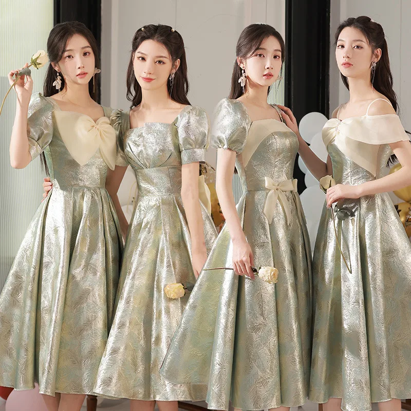 Green Satin Mid Length Bridesmaid Dress Bow Decor Square Neck Evening Dress Autumn Winter Wedding Party Sisters Group Dresses
Green Satin Mid Length Bridesmaid Dress Bow Decor Square Neck Evening Dress Autumn Winter Wedding Party Sisters Group Dresses