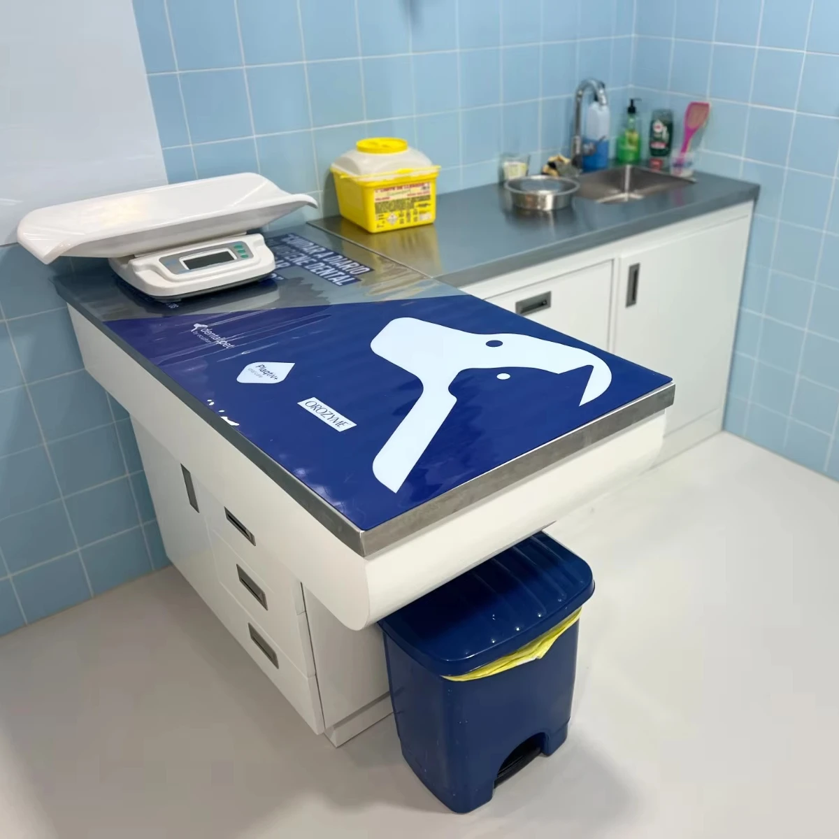 Pet Hospital Diagnostic Table Multi-functional Pet Operating Table/dental Table/examination Table
Pet Hospital Diagnostic Table Multi-functional Pet Operating Table/dental Table/examination Table
