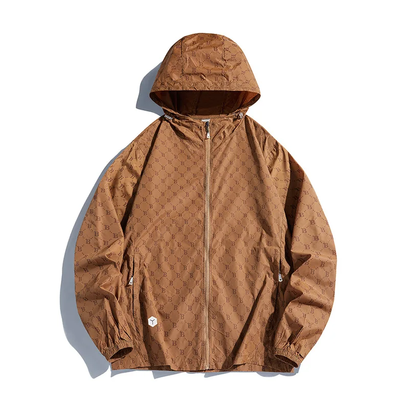 2023 Men and Women's Summer Printed Thin Outdoor Sports Breathable Ice Skin Fashion Street Clothing Sports Sunscreen Jacket
2023 Men and Women's Summer Printed Thin Outdoor Sports Breathable Ice Skin Fashion Street Clothing Sports Sunscreen Jacket
