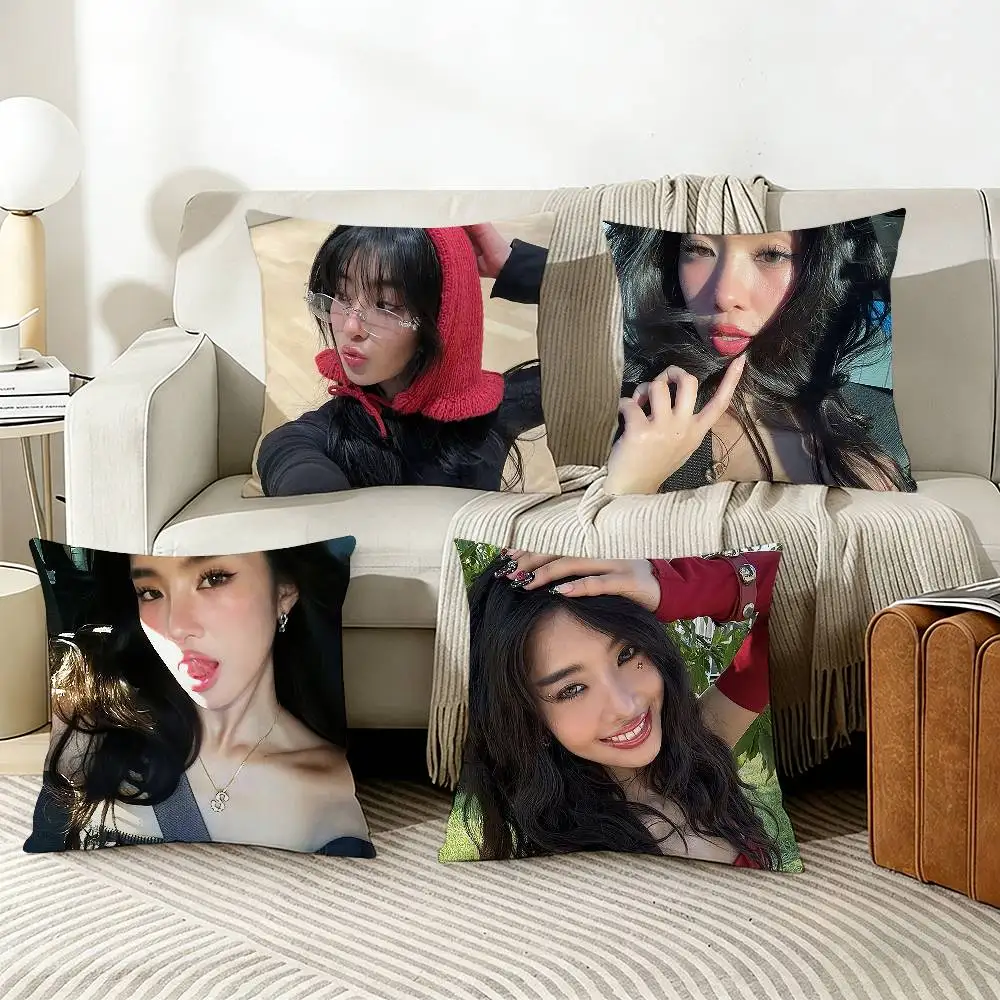 S-SOPHIA K-KATSEYE Various Sizes Square Pillow Case For Car Home Bedchamber Decor
S-SOPHIA K-KATSEYE Various Sizes Square Pillow Case For Car Home Bedchamber Decor