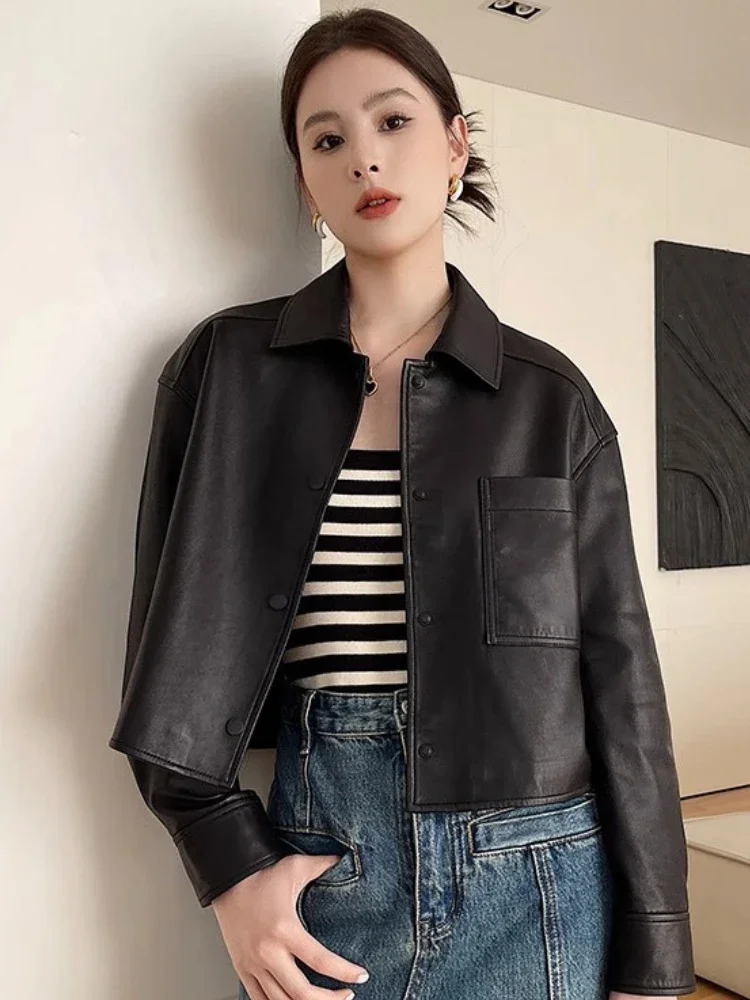 Korean Fashion Black PU Leather Turn-down Collar Short Motorcyle Style Jacket for Women High-end Single-breasted Casual Coat
Korean Fashion Black PU Leather Turn-down Collar Short Motorcyle Style Jacket for Women High-end Single-breasted Casual Coat