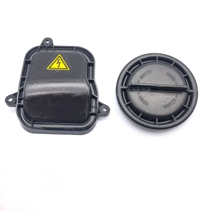 For AUDI A5 2017 2018 2019 2020 Headlamp Rear Cover Waterproof Sealed Cover Low High Beam Headlights Cover
For AUDI A5 2017 2018 2019 2020 Headlamp Rear Cover Waterproof Sealed Cover Low High Beam Headlights Cover