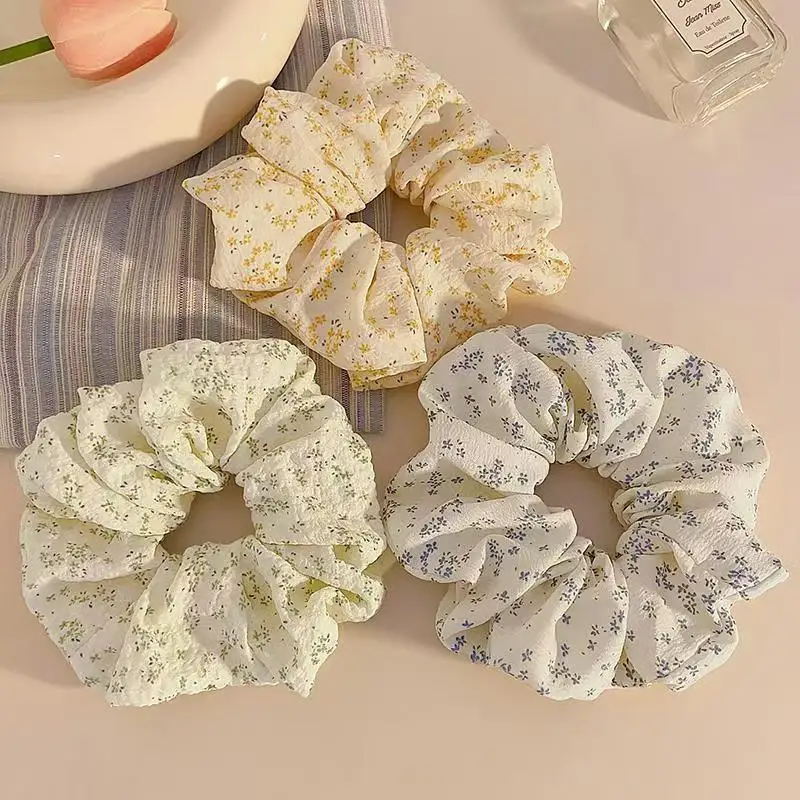 3PCS Fresh Floral Puff Fabric Elastic Hair Ring Elastic Hair Rope
3PCS Fresh Floral Puff Fabric Elastic Hair Ring Elastic Hair Rope