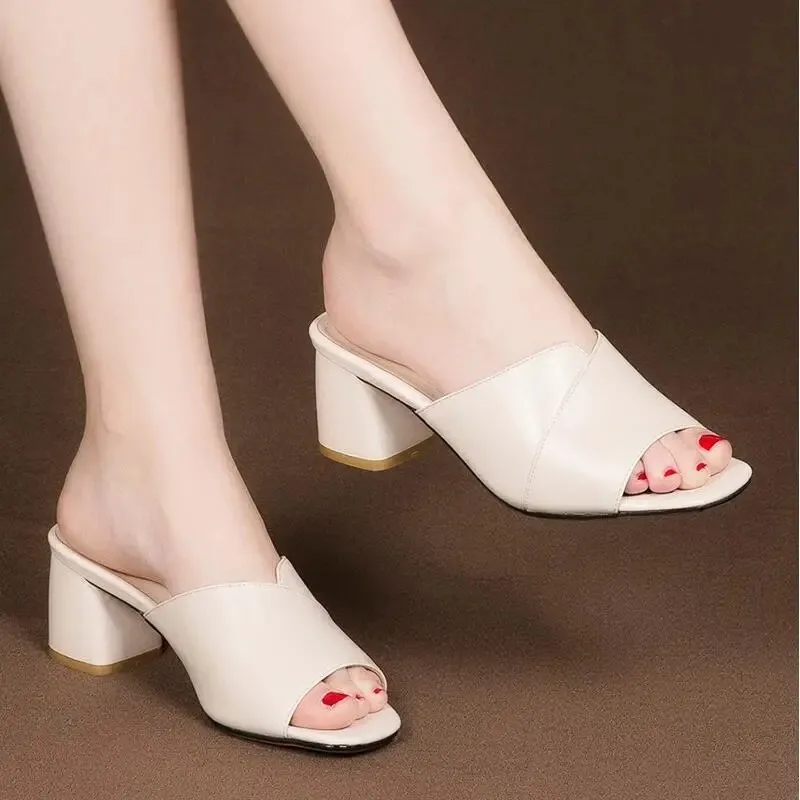 Sexy Rhinestone Summer Women Mules Slipers 2023 Block High Heels Fish Mouth Ladies Solid Color Sandals Elegant Ladies Slides New
Sexy Rhinestone Summer Women Mules Slipers 2023 Block High Heels Fish Mouth Ladies Solid Color Sandals Elegant Ladies Slides New