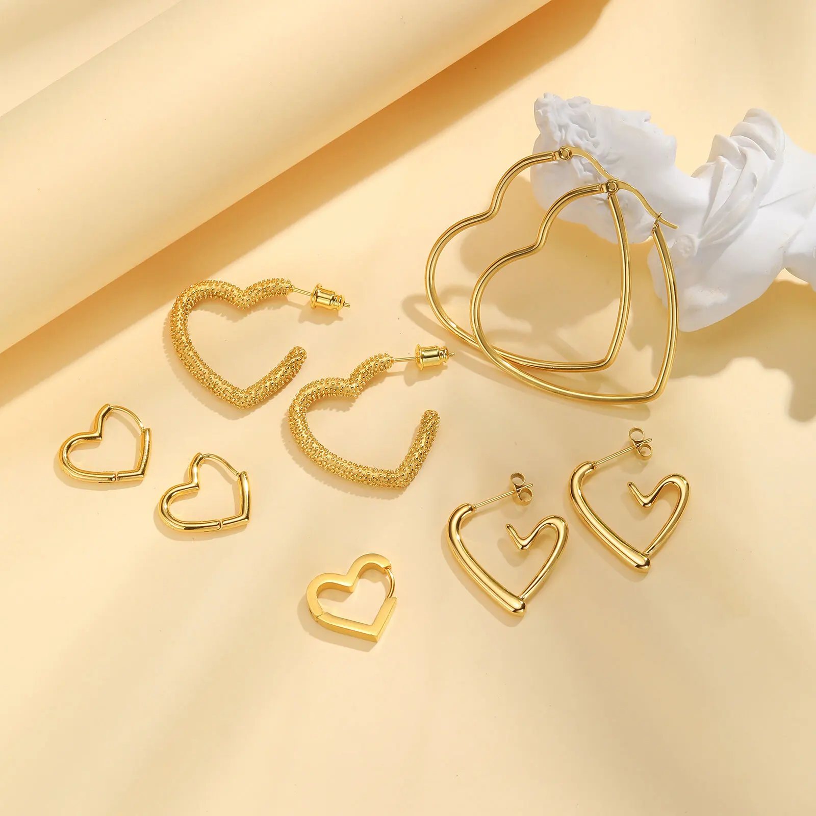 Love Shape Heart Earrings For Women Stainless Steel Ear Hoops Gold Plated Jewelry
Love Shape Heart Earrings For Women Stainless Steel Ear Hoops Gold Plated Jewelry