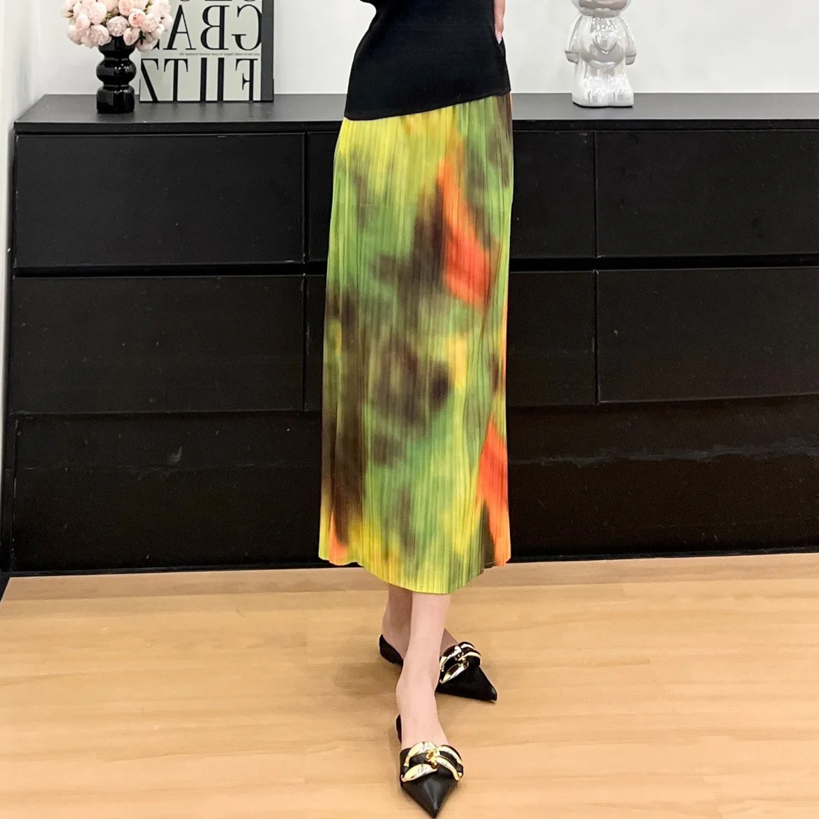 Miyake Pleated Peplum 2025 Summer New Mid-Length Halo Design High Waist Printed Half Skirt
Miyake Pleated Peplum 2025 Summer New Mid-Length Halo Design High Waist Printed Half Skirt