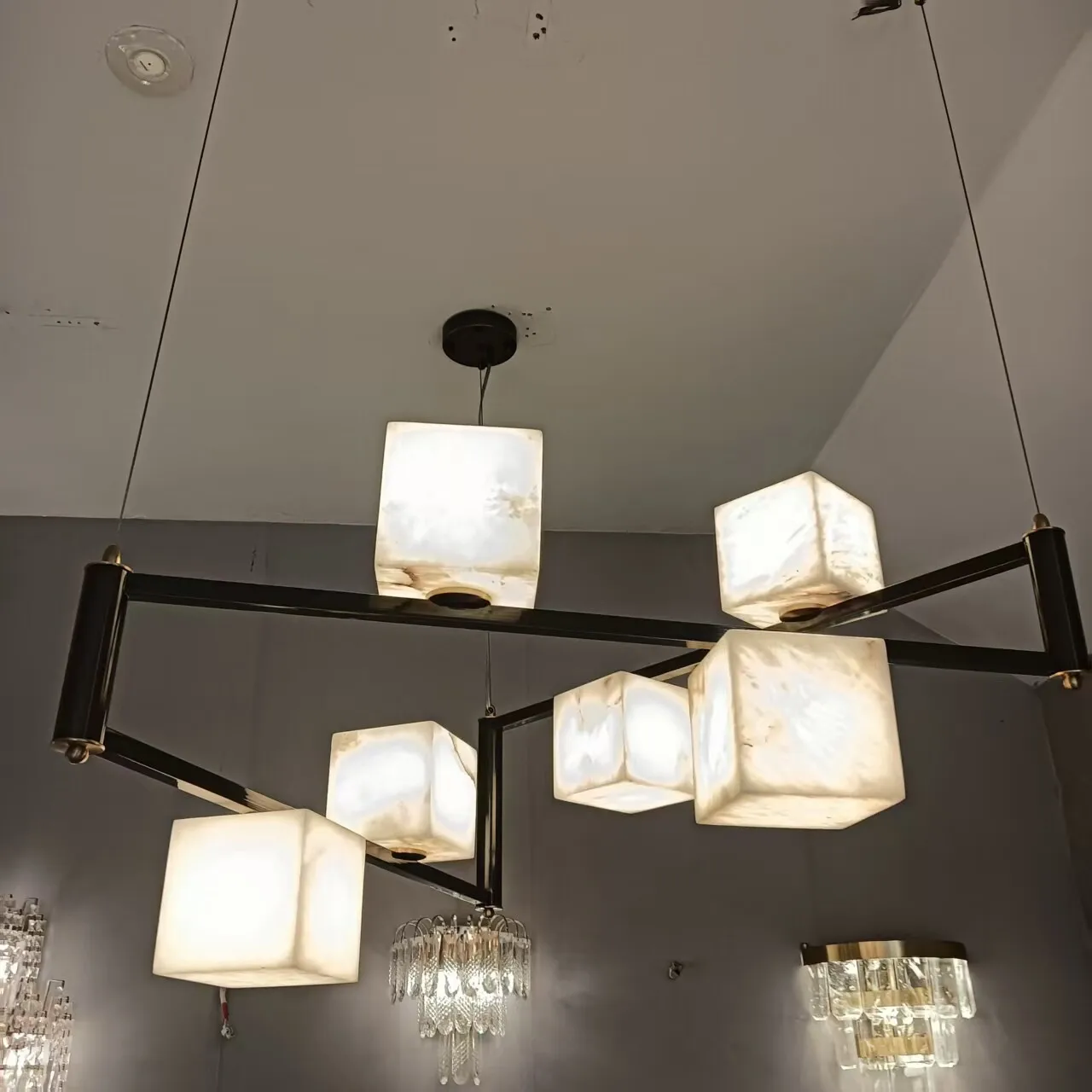 Natural Spanish Square Marble LED Chandelier Designer Unique Creative Piece Living Room Bedroom Dining Room Alabaster Lighting
Natural Spanish Square Marble LED Chandelier Designer Unique Creative Piece Living Room Bedroom Dining Room Alabaster Lighting