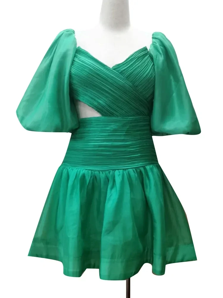 Solid Cut Out V Neck Short Sleeve High Waist Ruched Mini Summer Dresses for Women
Solid Cut Out V Neck Short Sleeve High Waist Ruched Mini Summer Dresses for Women