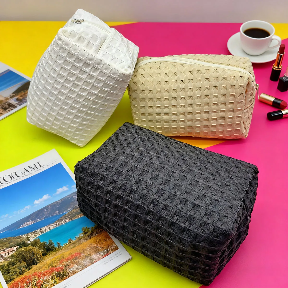 Косметичка-органайзер Waffle, портативная, однотонная, на молнии, для путешествий
Косметичка-органайзер Waffle, портативная, однотонная, на молнии, для путешествий