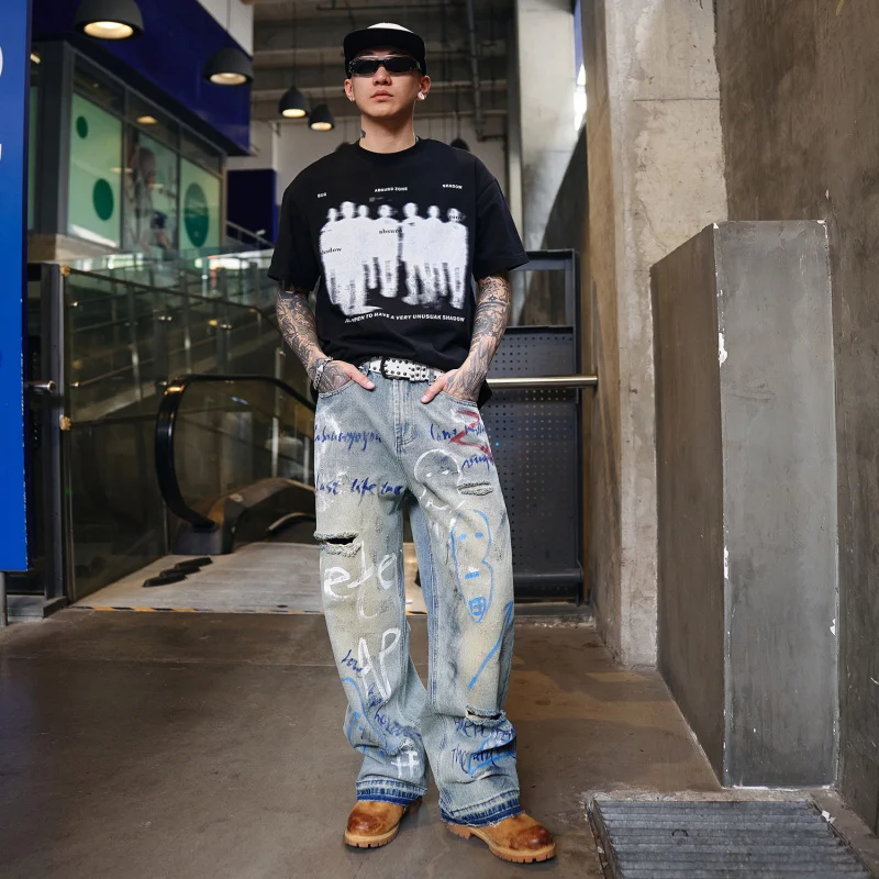 1360 High Street Europe and the United States broken hole trend graffiti wide-leg jeans men's high-grade loose tide brand
1360 High Street Europe and the United States broken hole trend graffiti wide-leg jeans men's high-grade loose tide brand