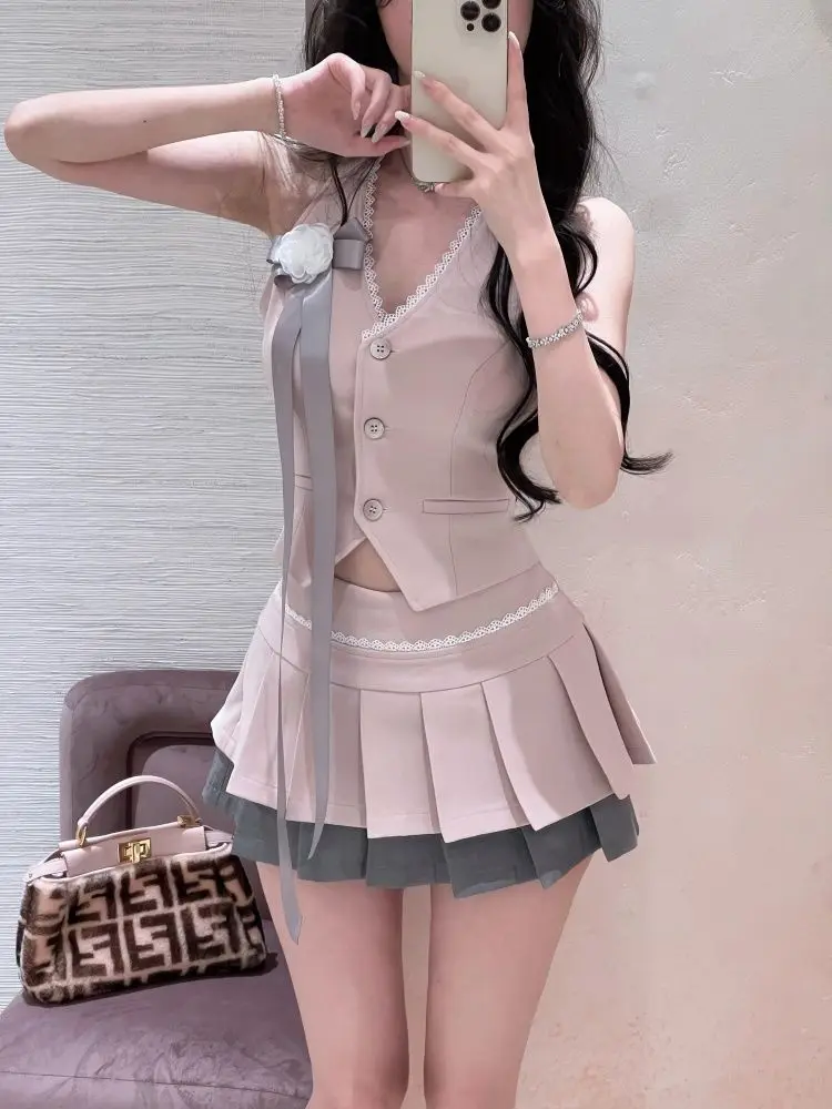 Korean Hot Girl Suit Women's Summer Halter Neck Slim Vest A-line Low Waist Mini Skirt Two-piece Set Fashion Female Clothes
Korean Hot Girl Suit Women's Summer Halter Neck Slim Vest A-line Low Waist Mini Skirt Two-piece Set Fashion Female Clothes