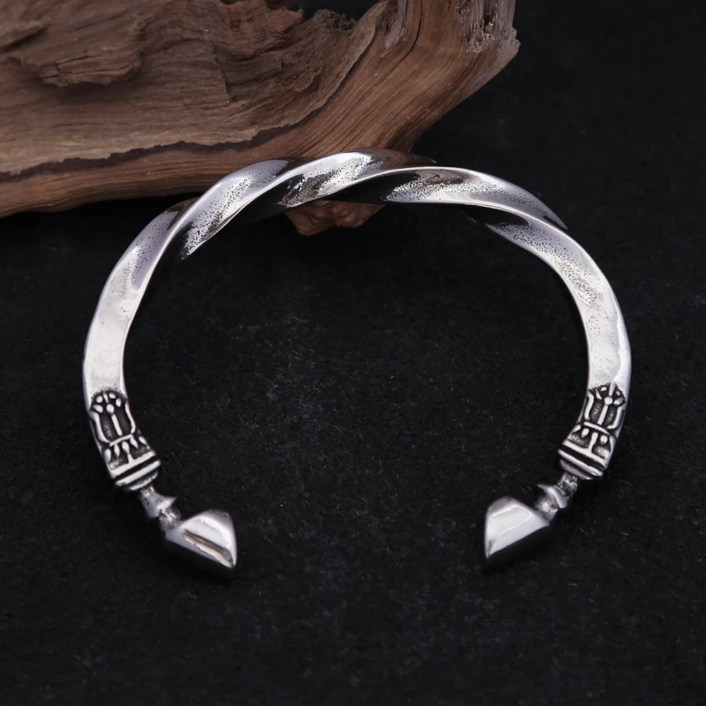 Vintage Stainless Steel Viking Twist Cuff Bangles For Men Silver Color War Horse Hoof Bracelets Punk Amulet Jewelry Adjustable
Vintage Stainless Steel Viking Twist Cuff Bangles For Men Silver Color War Horse Hoof Bracelets Punk Amulet Jewelry Adjustable