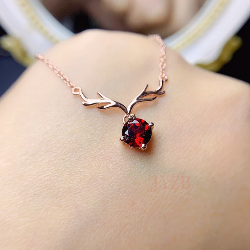 925 Silver Pendant Natural garnet round necklace antler design style garnet Pendant Valentine's Day gift
925 Silver Pendant Natural garnet round necklace antler design style garnet Pendant Valentine's Day gift