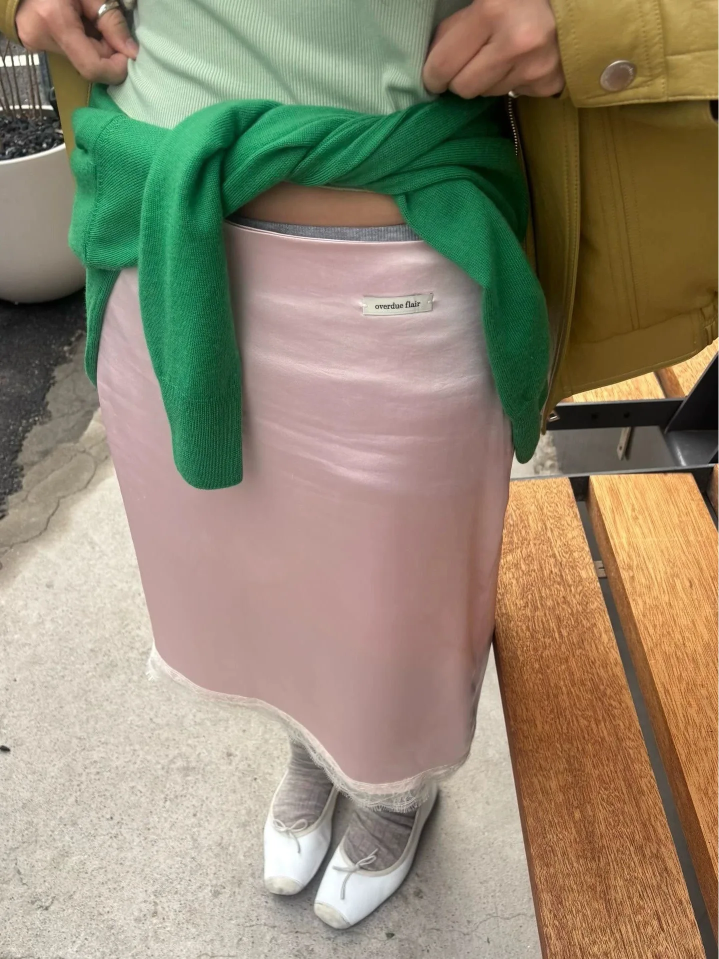 Overdeflair Lace Trim Satin Half Skirt Spring Summer New Style Youth Straight Tube Skirt Loose Fit Silk Polyester
Overdeflair Lace Trim Satin Half Skirt Spring Summer New Style Youth Straight Tube Skirt Loose Fit Silk Polyester