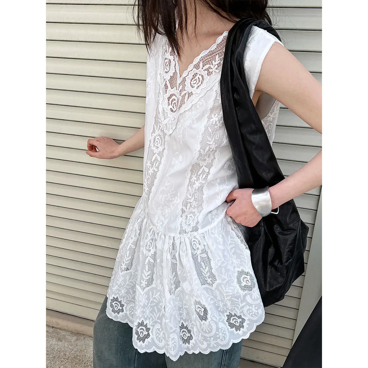 Casual French Lace Splicing Embroidered Dress for Women 2025 New Ballet Style Stacked Pleated Tank Top Skirt 9716
Casual French Lace Splicing Embroidered Dress for Women 2025 New Ballet Style Stacked Pleated Tank Top Skirt 9716