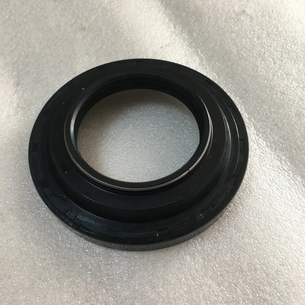 6705847 Motor Carrier Axle Oil Seal for Loader 751 753 S130 S150 S160 S175 S185 S205 S510 S530 S550 S570 S590
6705847 Motor Carrier Axle Oil Seal for Loader 751 753 S130 S150 S160 S175 S185 S205 S510 S530 S550 S570 S590
