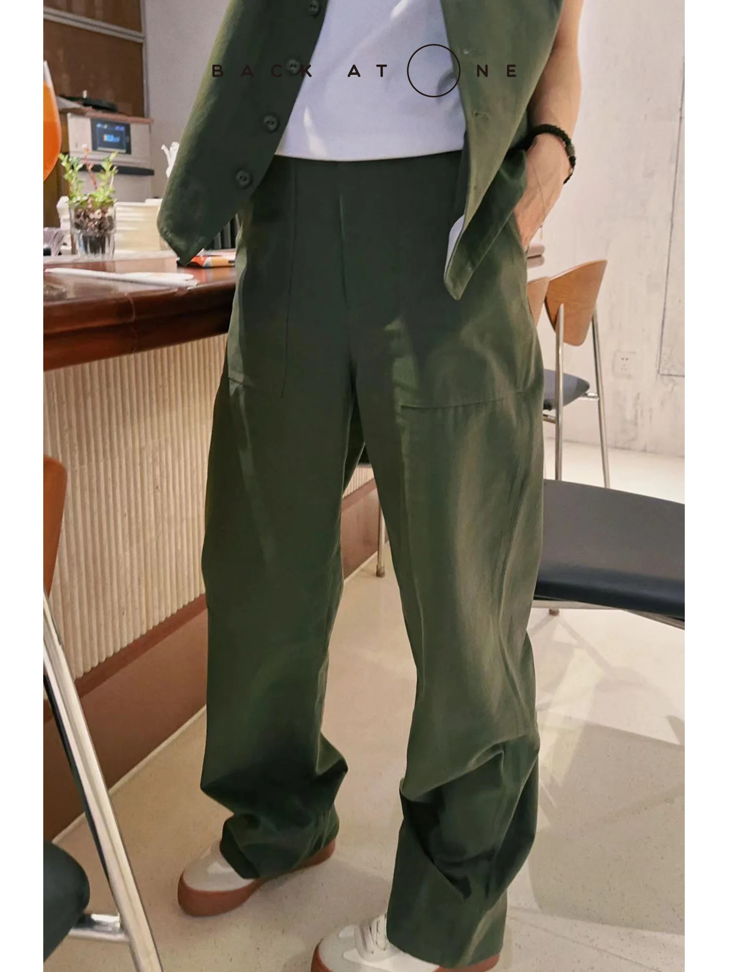 Брюки прямого кроя из серии Tang Jialing Sister, с высокой талией, утягивающие, из высококачественного хлопка, повседневные, для женщин
Брюки прямого кроя из серии Tang Jialing Sister, с высокой талией, утягивающие, из высококачественного хлопка, повседневные, для женщин