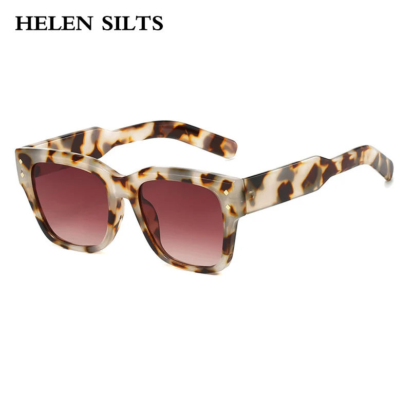 Luxury Brand Designer Big Frame Square Sunglasses Women 2025 Trend Gradient Sun Glasses Vintage Punk Men Sunglasses UV400
Luxury Brand Designer Big Frame Square Sunglasses Women 2025 Trend Gradient Sun Glasses Vintage Punk Men Sunglasses UV400