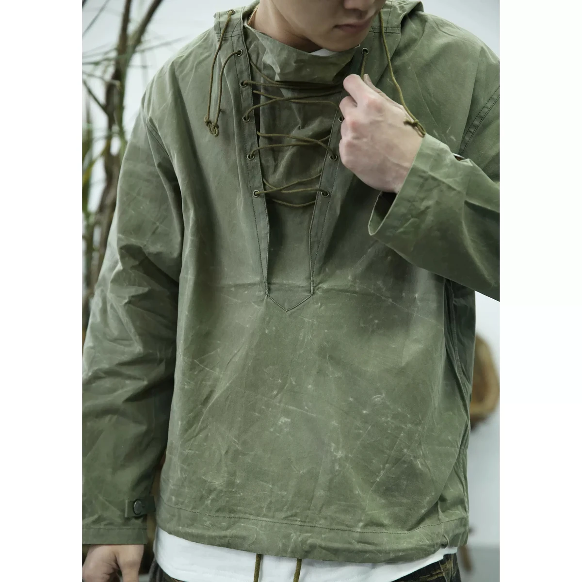 BOB DONG Vintage Style 10oz Waxed Cotton Deck Parka Men's Distressed Hooded Jacket
BOB DONG Vintage Style 10oz Waxed Cotton Deck Parka Men's Distressed Hooded Jacket