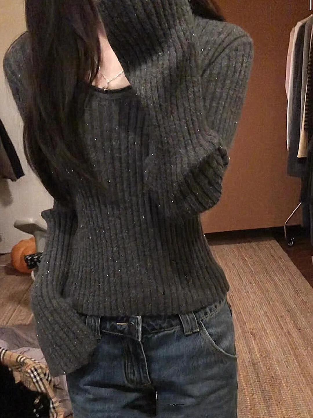 Ele Deep ey iny Tead Women's Base irt Thiened Knitted Top Slimming Inner Wear for Autumn And Winter
Ele Deep ey iny Tead Women's Base irt Thiened Knitted Top Slimming Inner Wear for Autumn And Winter