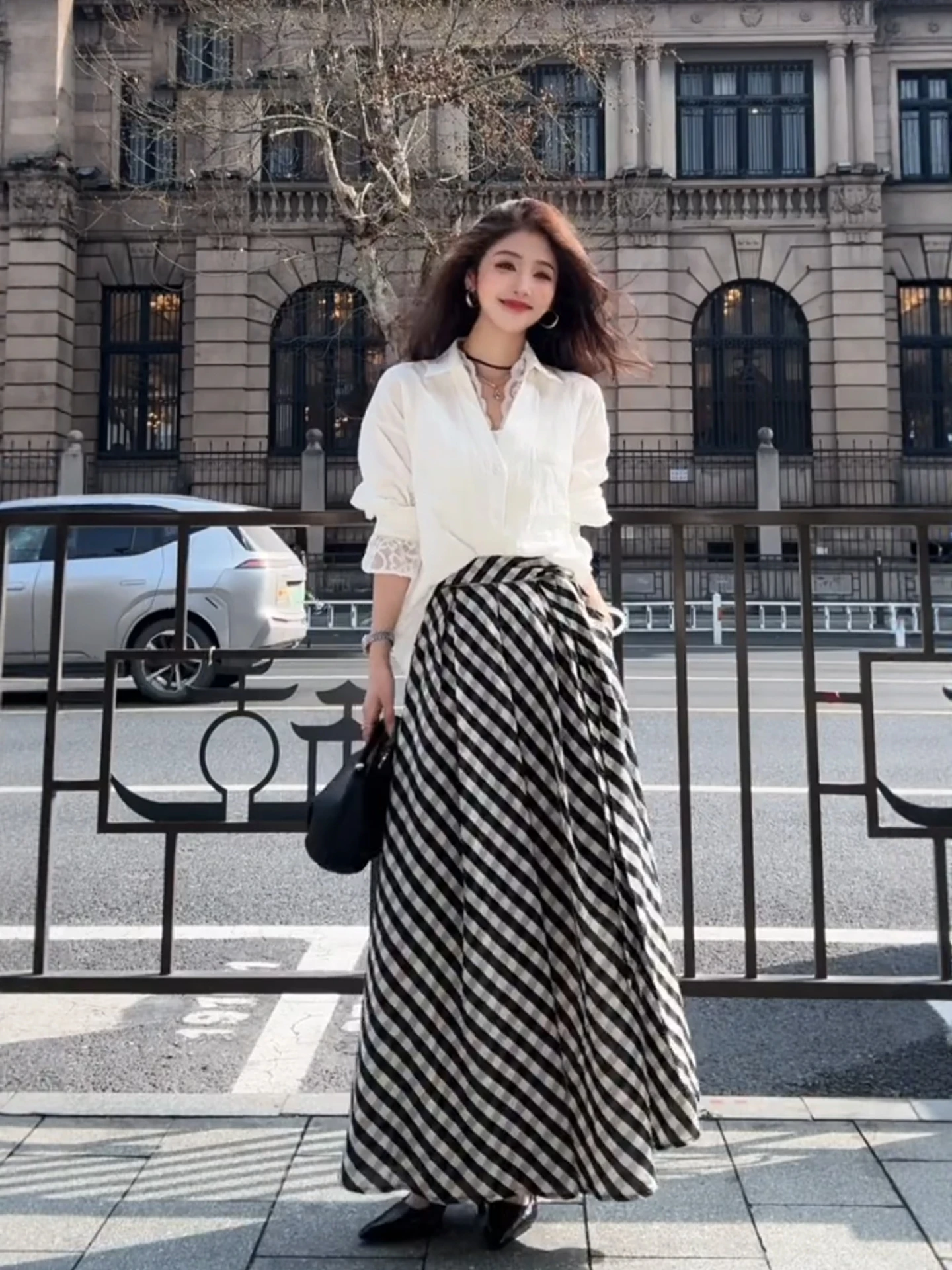 Spring Season plus Size Women's Lace Shirt Plaid Skirt Set Casual Loose Fit High Waist V-Neck Button-Up Fashion Ensemble
Spring Season plus Size Women's Lace Shirt Plaid Skirt Set Casual Loose Fit High Waist V-Neck Button-Up Fashion Ensemble