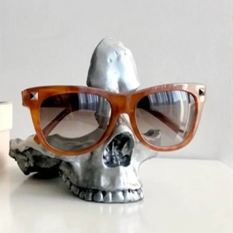 Practical statue glasses frame with storage tray, suitable for home office desk decoration
Practical statue glasses frame with storage tray, suitable for home office desk decoration