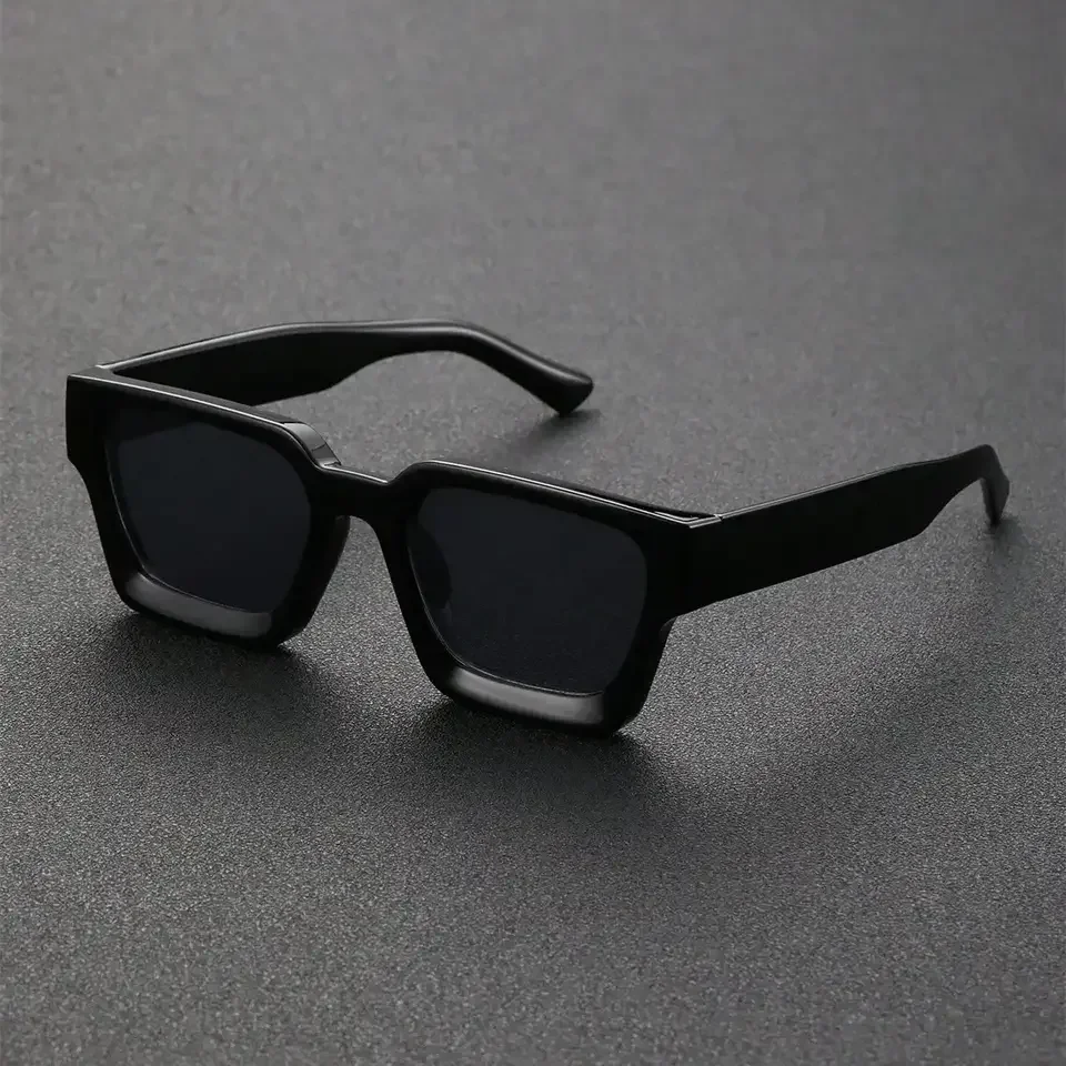 1Pc Men's Sunglasses Classic Fashion Square Frame Sunglasses Fashion Accessories Driving Vacation Essential Fashion Item
1Pc Men's Sunglasses Classic Fashion Square Frame Sunglasses Fashion Accessories Driving Vacation Essential Fashion Item
