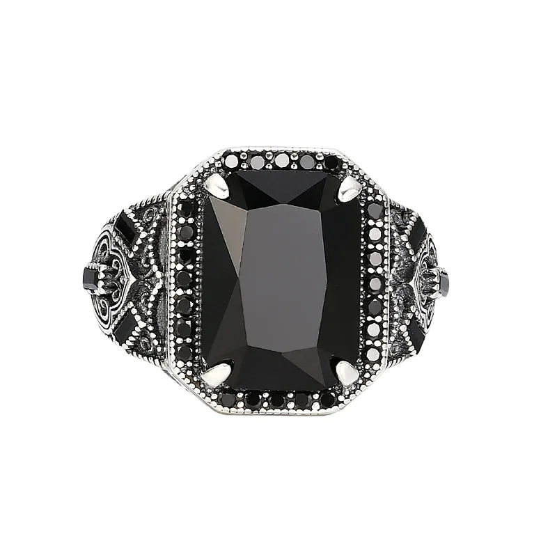 Кольцо из стерлингового серебра 925 пробы с ретро-узором — оправа с четырьмя когтями, резьба по черному ониксу, дизайн унисекс, уникальная мода в стиле панк
Кольцо из стерлингового серебра 925 пробы с ретро-узором — оправа с четырьмя когтями, резьба по черному ониксу, дизайн унисекс, уникальная мода в стиле панк