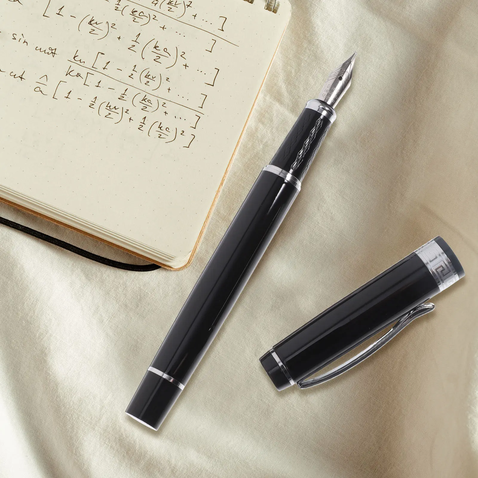 Student Fountain Pen Metal Refillable Ink Pen Calligraphy Practice Writing Smooth Office Stationery Office Stationery
Student Fountain Pen Metal Refillable Ink Pen Calligraphy Practice Writing Smooth Office Stationery Office Stationery