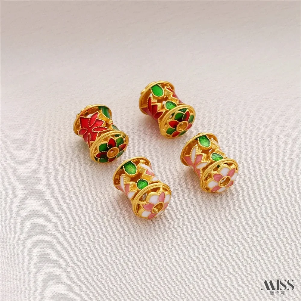 Матовое золото 18 карат, сожженный синий цвет, выгравированная полая бусина с тонкой талией, сделай сам, браслет из бисера с маленькой талией, ожерелье, ювелирные аксессуары
Матовое золото 18 карат, сожженный синий цвет, выгравированная полая бусина с тонкой талией, сделай сам, браслет из бисера с маленькой талией, ожерелье, ювелирные аксессуары