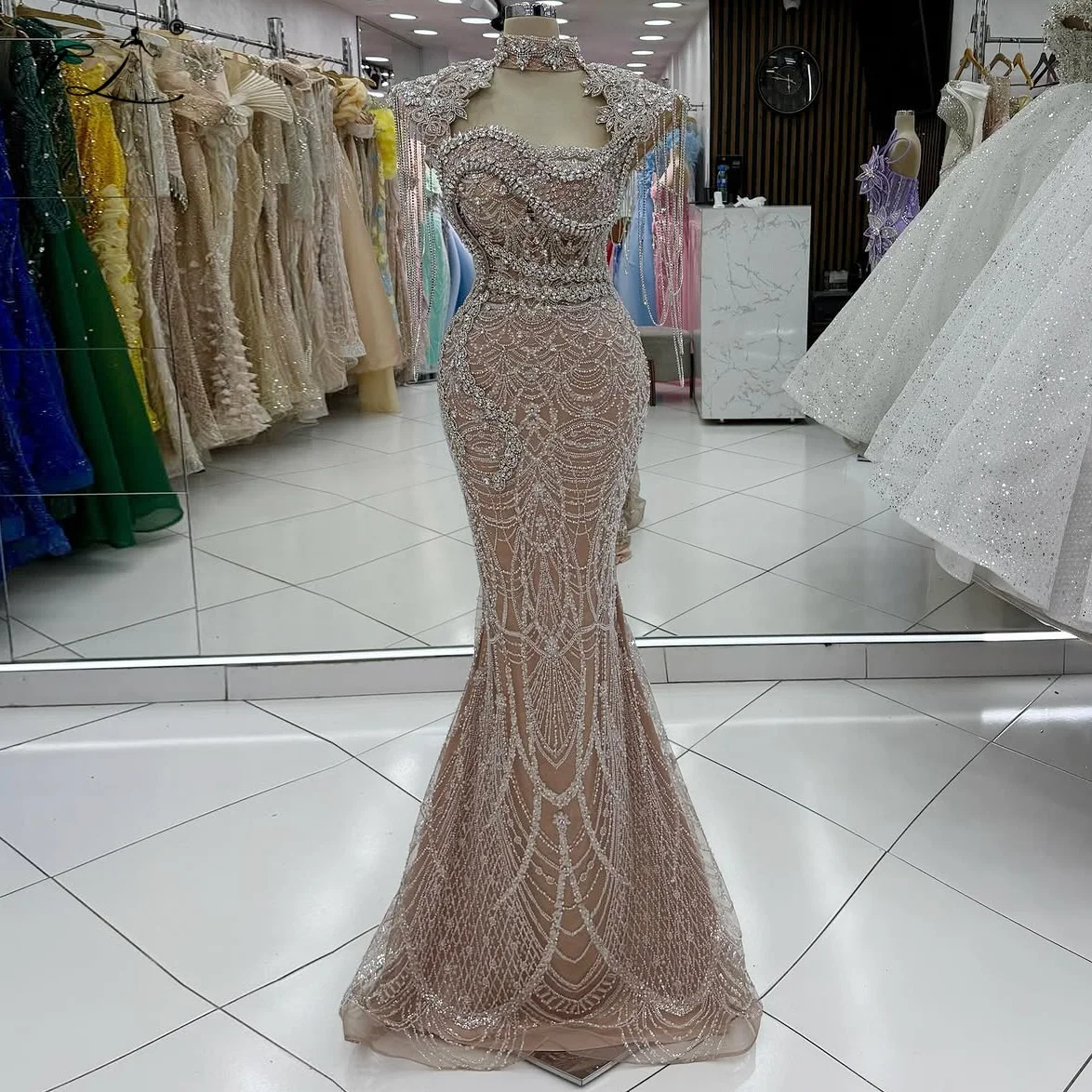 Ball Gown With Rhinestone Tassel Shoulder Evening Gown Champagne Mermaid Dress Prom Dresses Elegant Women's Dress Customizable
Ball Gown With Rhinestone Tassel Shoulder Evening Gown Champagne Mermaid Dress Prom Dresses Elegant Women's Dress Customizable