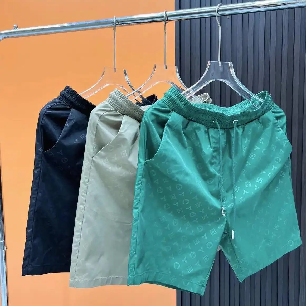 2025 Latest Shorts Beach Pants, Travel Essential, Tight and Exquisite, Mesh Lining, European Brand, Master Design, Luxury Style
2025 Latest Shorts Beach Pants, Travel Essential, Tight and Exquisite, Mesh Lining, European Brand, Master Design, Luxury Style