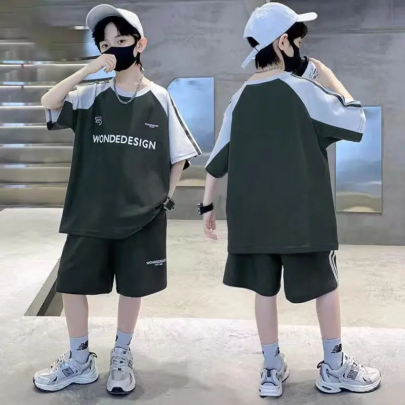 Children's Sets Boys 2024 New Kids Short Sleeve Suit Boys Set Summer Tops +short Baby Clothes Children's Wear Loungewear Outfit
Children's Sets Boys 2024 New Kids Short Sleeve Suit Boys Set Summer Tops +short Baby Clothes Children's Wear Loungewear Outfit