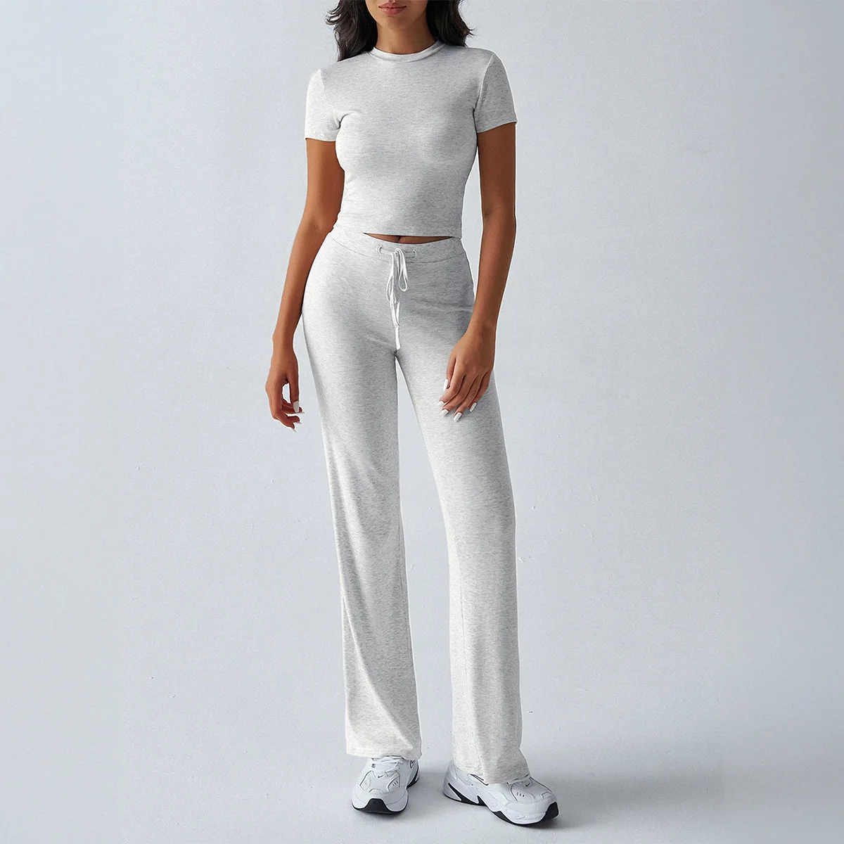 Комплект из двух предметов, женская повседневная одежда, однотонный комплект из двух предметов, укороченные топы с короткими рукавами, узкие брюки, модная одежда
Комплект из двух предметов, женская повседневная одежда, однотонный комплект из двух предметов, укороченные топы с короткими рукавами, узкие брюки, модная одежда