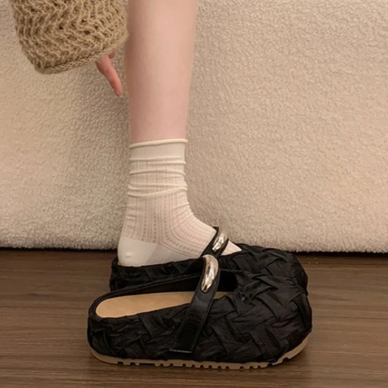 New Fashion Women Summer Satin Woven Mid Wedge Heel Slides Shoes Lady Woman Mules Slippers Platform Shoes
New Fashion Women Summer Satin Woven Mid Wedge Heel Slides Shoes Lady Woman Mules Slippers Platform Shoes